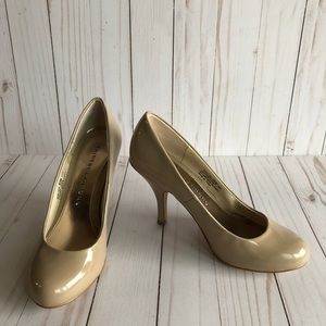 Chinese Laundry New Love Nude Patent Pumps Heels